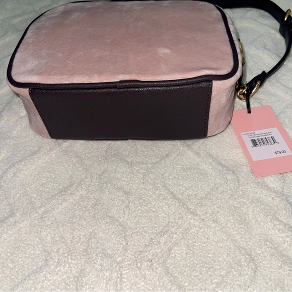 Juicy Couture Dusty Blush/Chocolate Brown Retro Vibe Crossbody Bag & Wallet Set - Picture 8 of 12